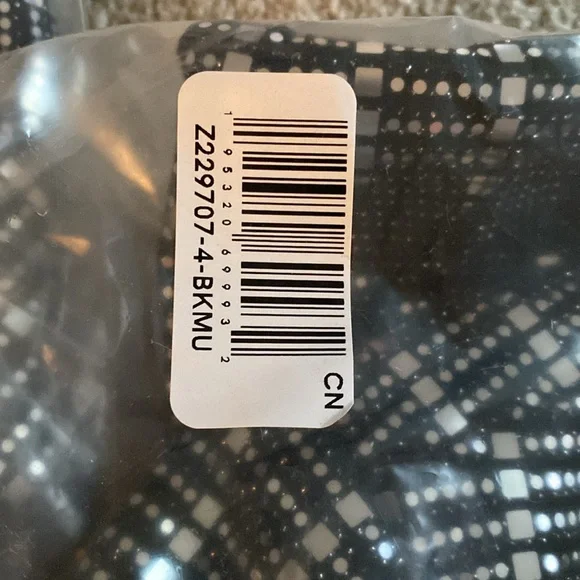 Venus NWT in bag bling tuxedo dress size 6 left - Picture 4 of 8